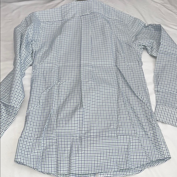 Roundtree & Yorke Blue and White Dress Shirt - Picture 8 of 10